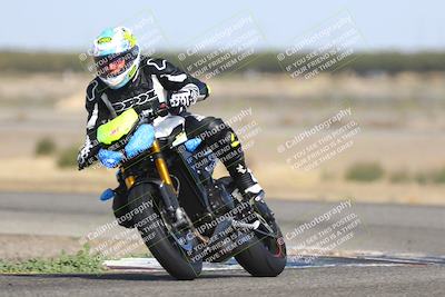 media/Oct-13-2025-Lets Ride (Mon) [[1a1cd08581]]/B Group/1020am (Sweeper)/